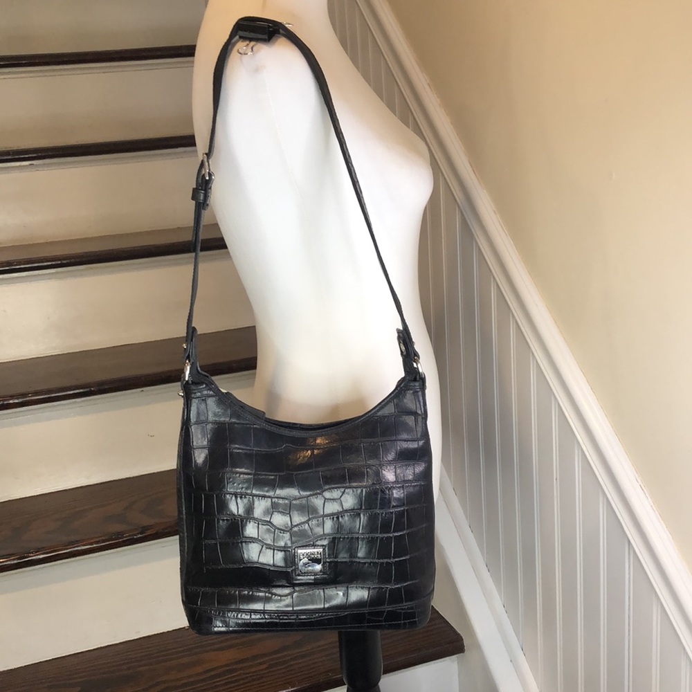 Vintage DOONEY BOURKE Black Croc Leather Hobo
Top Zipper Shoulder Bag